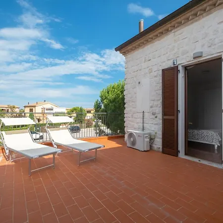 アパート 172 - Bellissima Bilocale Climatizzata Con Portico E Giardino Al Adamo Ed Eva Con 2 Piscine E Campo Da Calcio - Piscina, E Miniclub Al White Club Inclusi Nel Prezzo